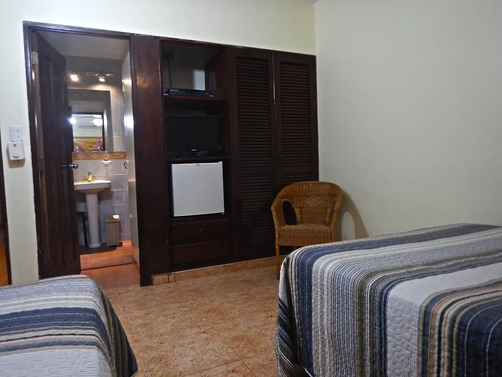 Suite Colonial Santo Domingo 3*,